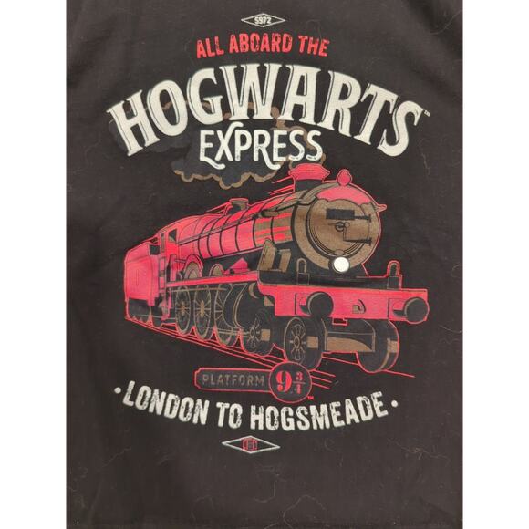 New Without Tags Harry Potter 4/5 Hogwarts Express Long Sleeve Black Tee - Picture 4 of 4